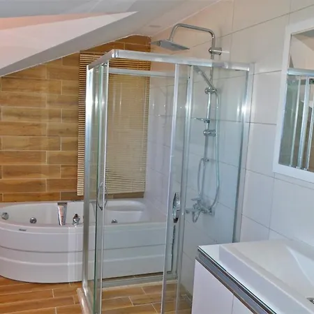 Ozalp C * فتحية